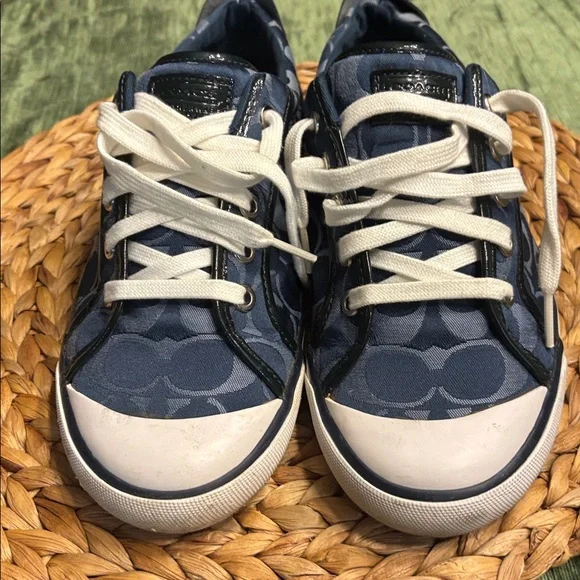 Coach Dark Blue Sneakers with White Accents Size 8.5 - Picture 8 of 8